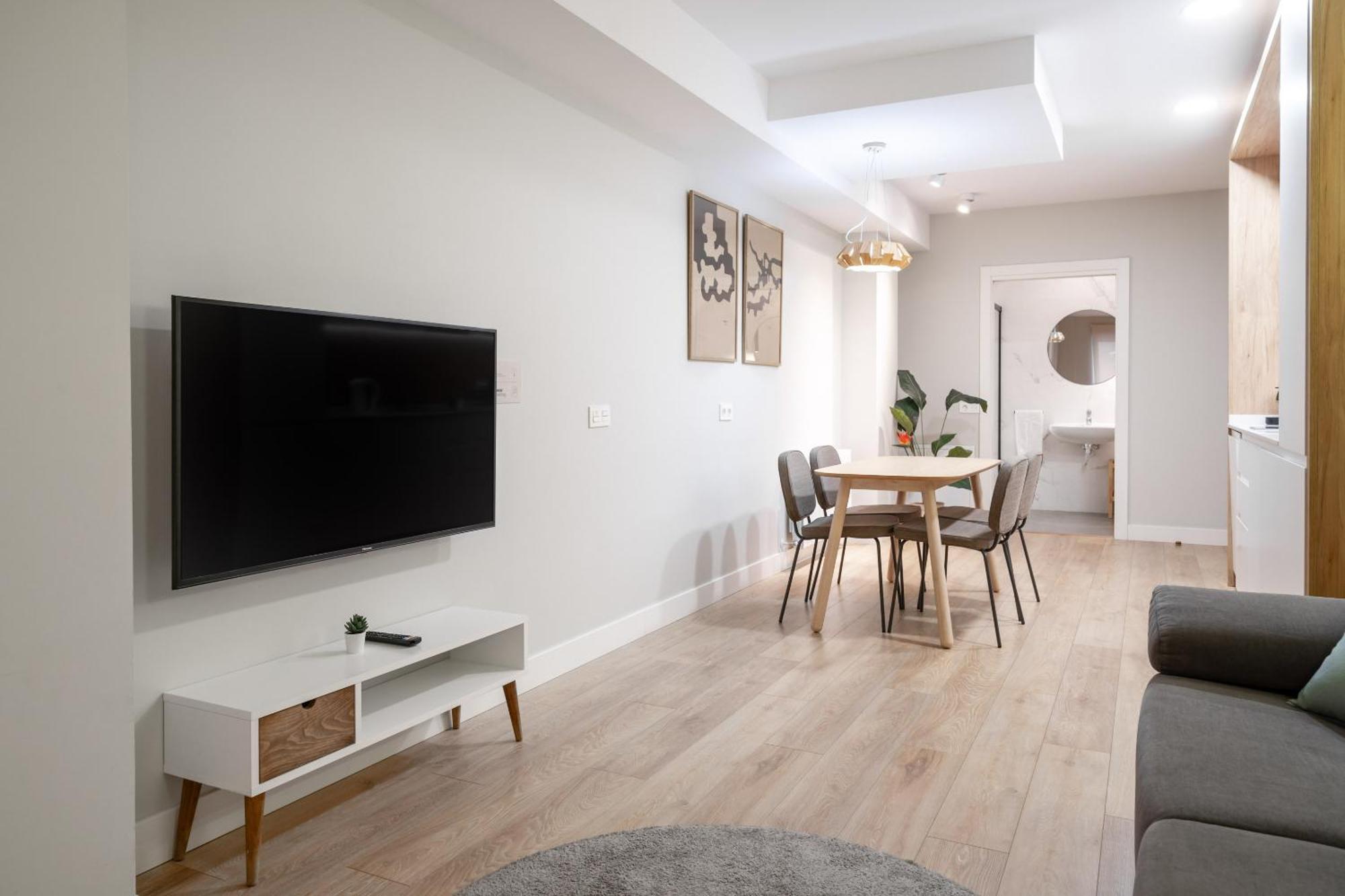 Limehome Bilbao Tristan De Leguizamon Kalea Exteriör bild