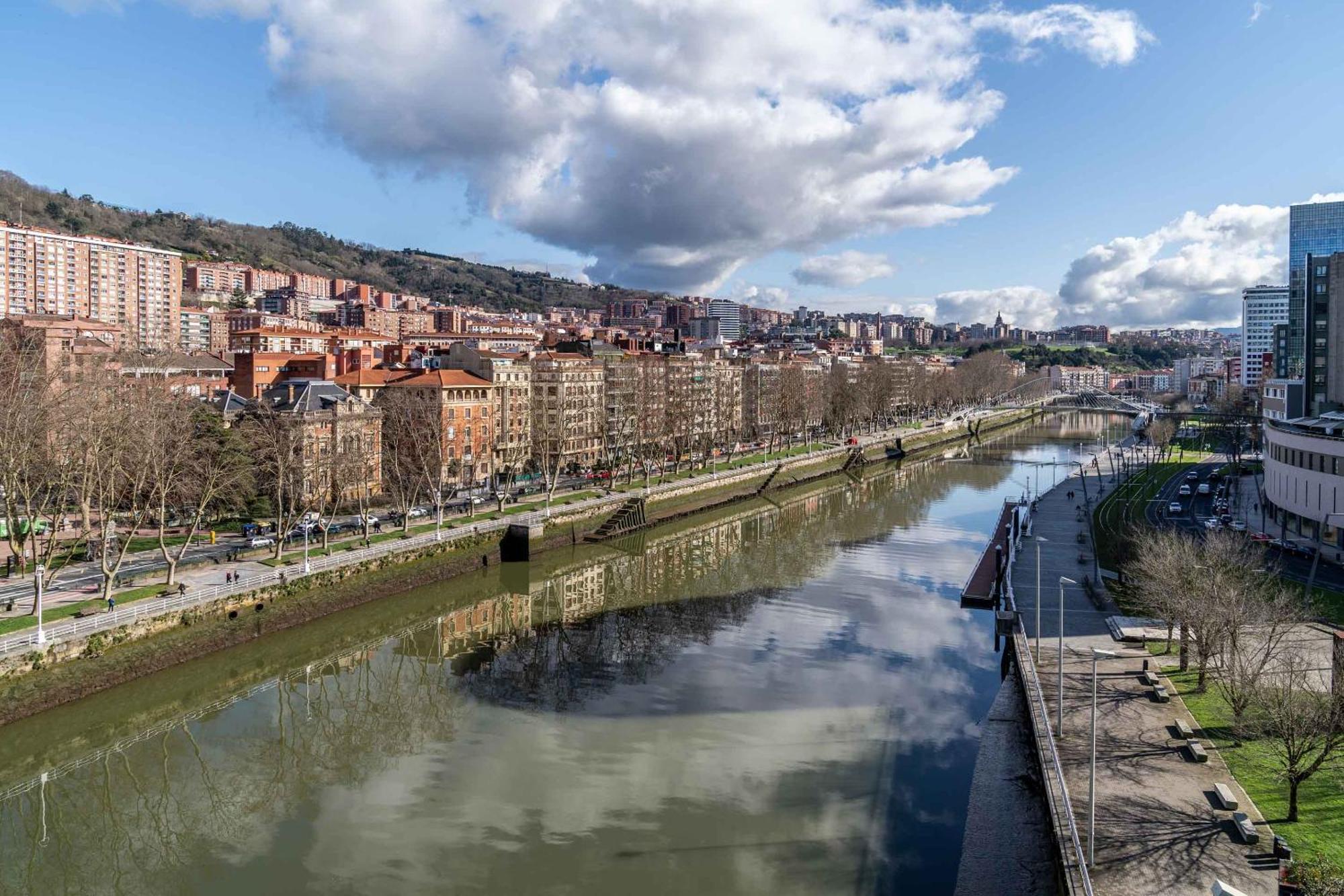 Limehome Bilbao Tristan De Leguizamon Kalea Exteriör bild