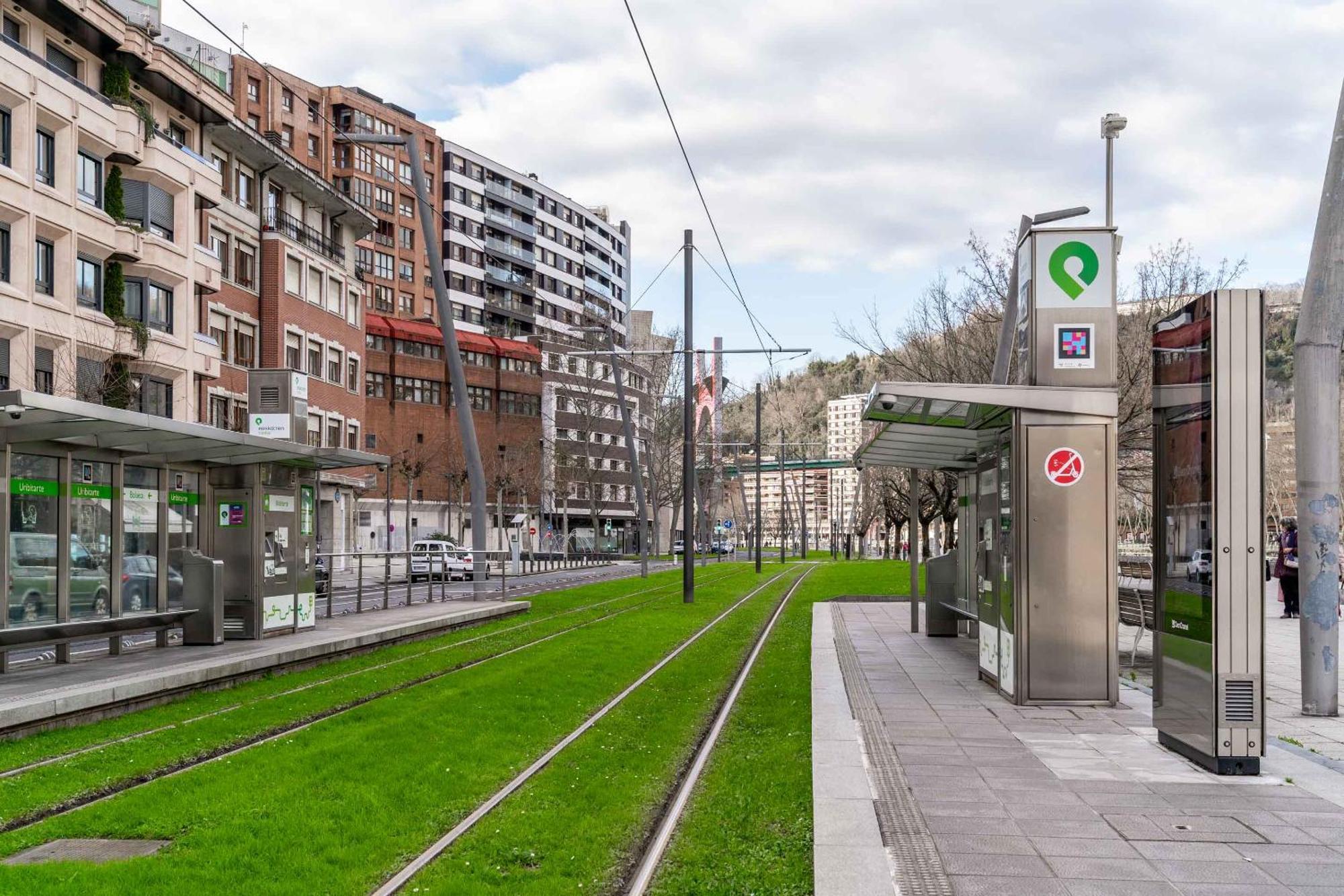 Limehome Bilbao Tristan De Leguizamon Kalea Exteriör bild