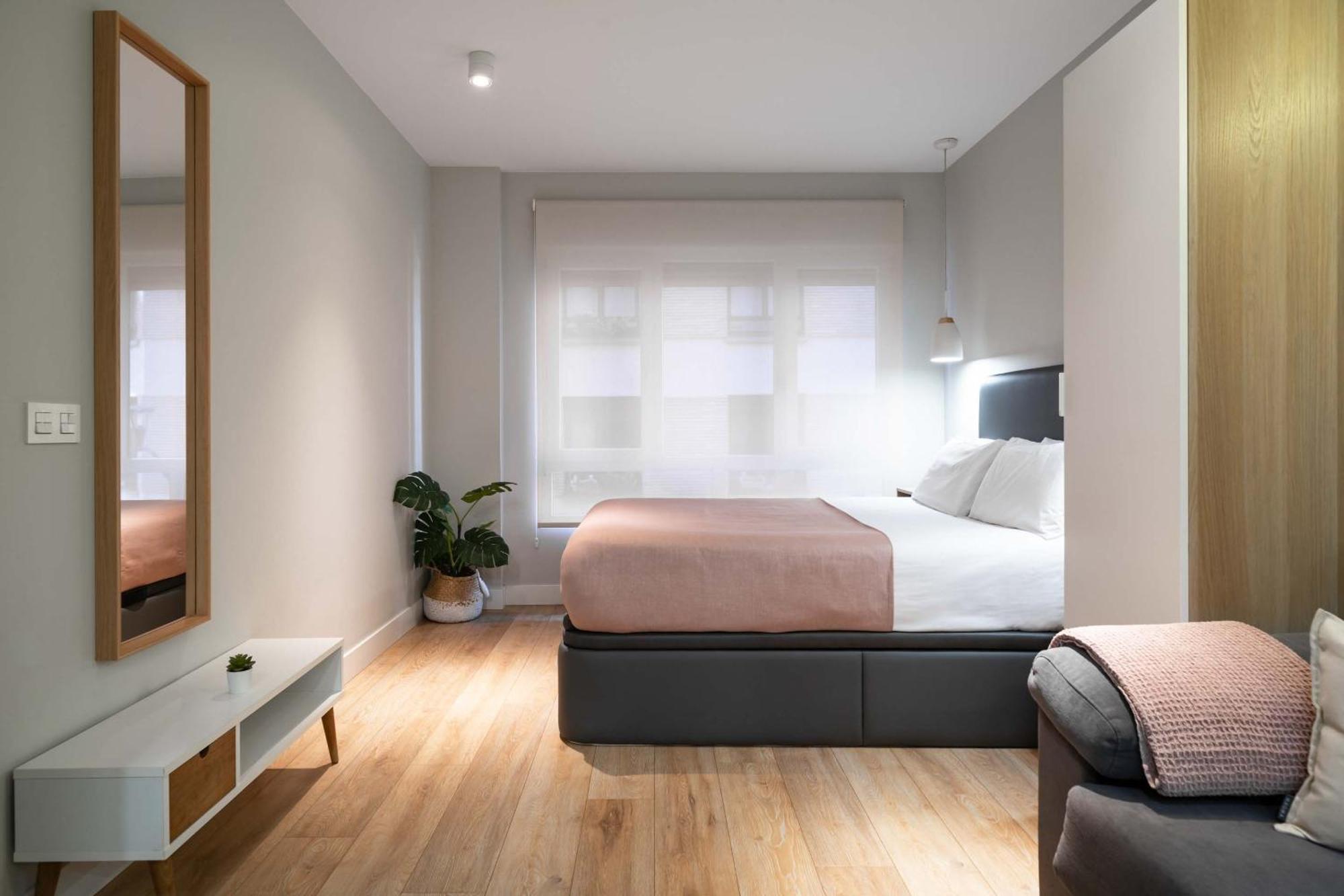 Limehome Bilbao Tristan De Leguizamon Kalea Exteriör bild