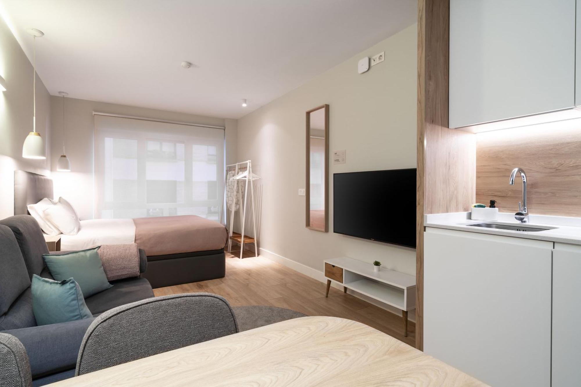 Limehome Bilbao Tristan De Leguizamon Kalea Exteriör bild